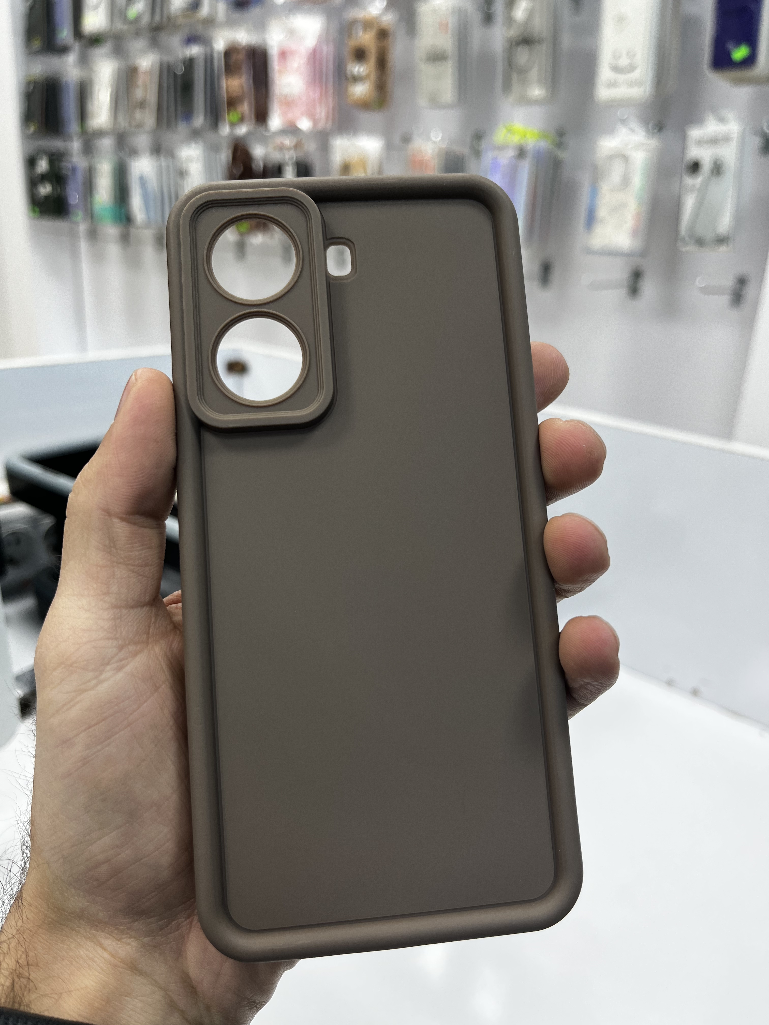 قاب سیلیکونی مناسب poco x7 pro